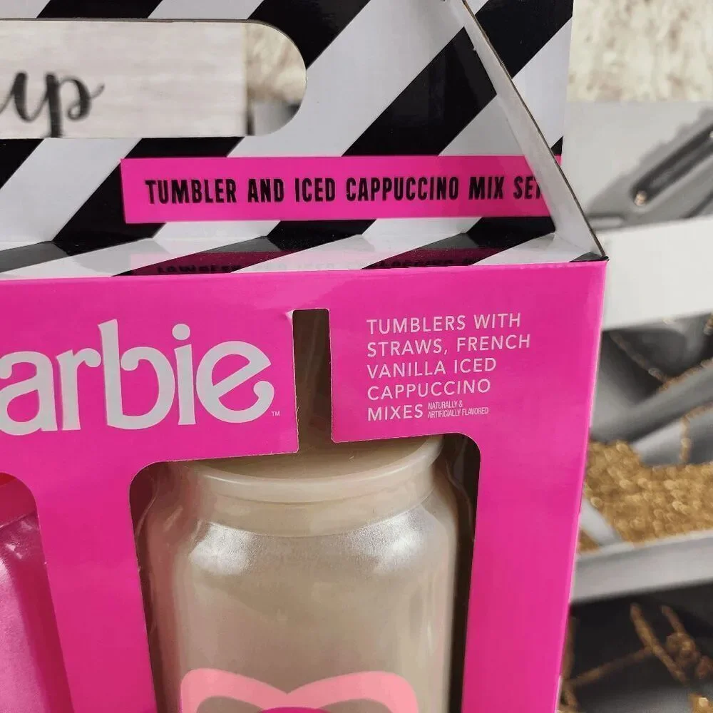 💕 NWT Barbie Pink Tumbler with Iced Cappuccino Mix #7167 💕